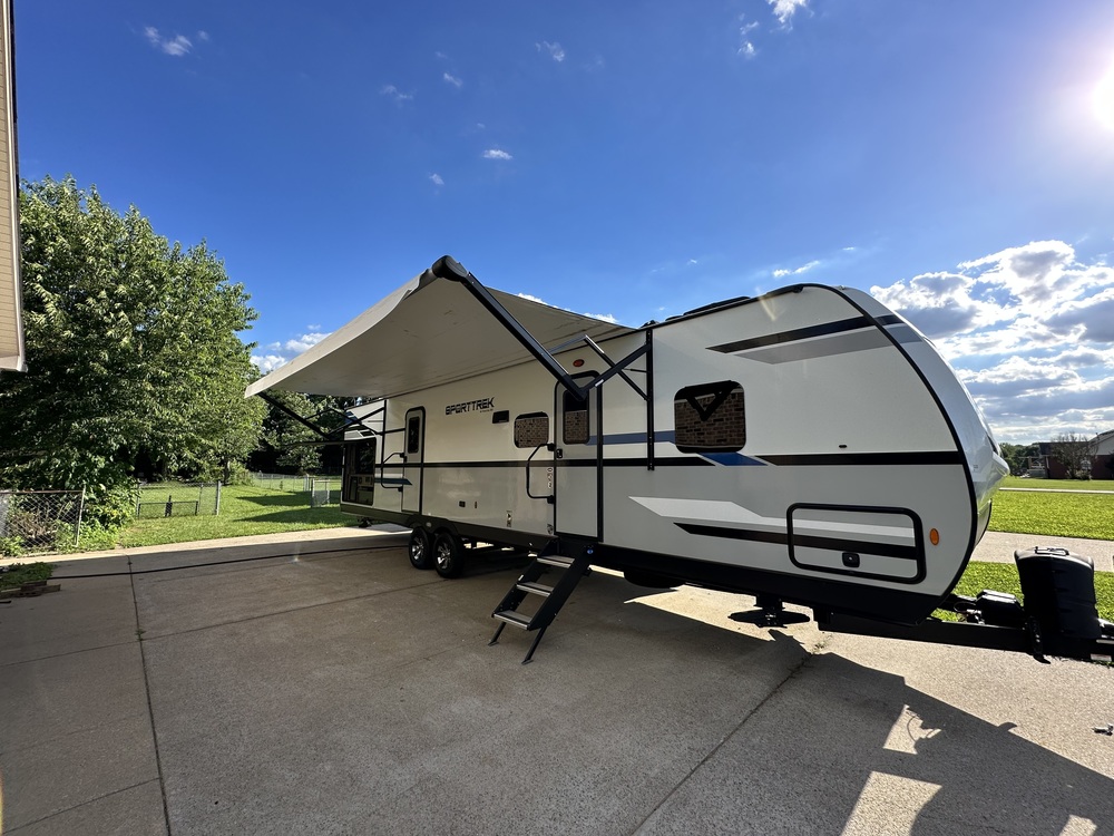 Photo of Rv