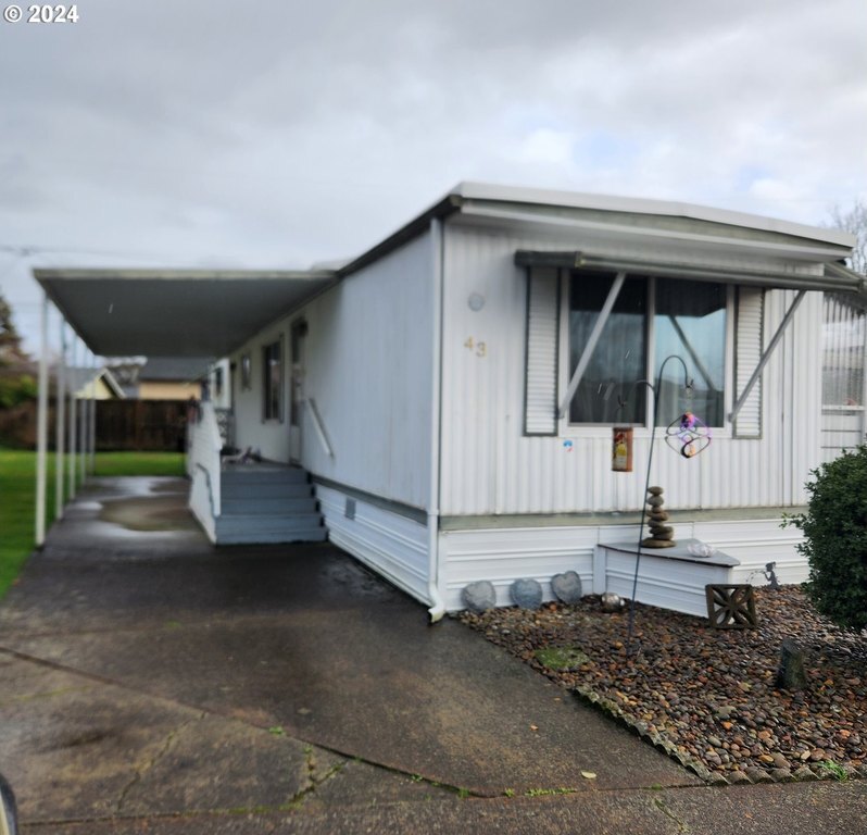 Photo of Mobile Home