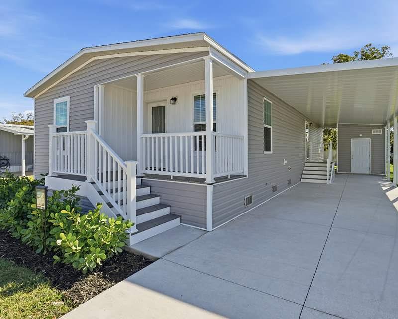 Photo of Mobile Home