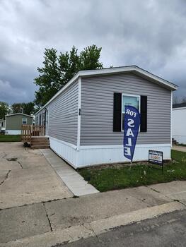 Thumbnail of mobile home