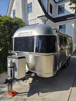 Thumbnail of RV