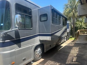 Thumbnail of RV