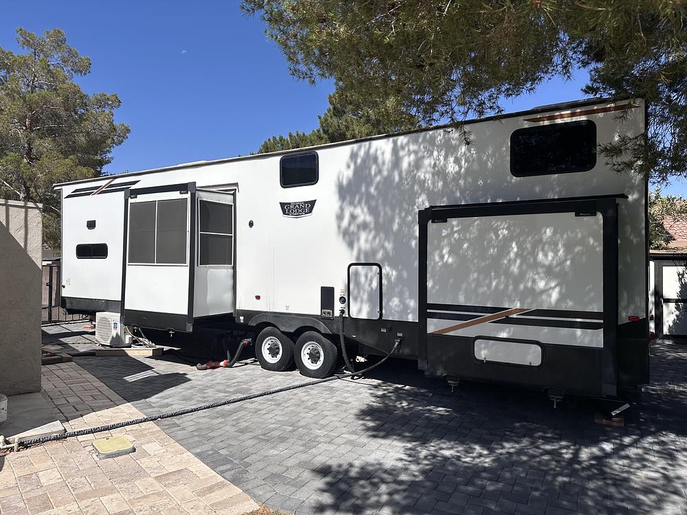 Photo of Rv