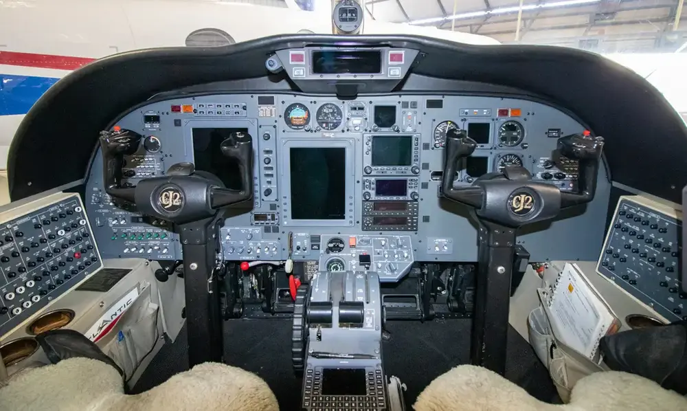 7547/cessna-citation-cj2-2002-flightmarket-id-7547-22415.webp