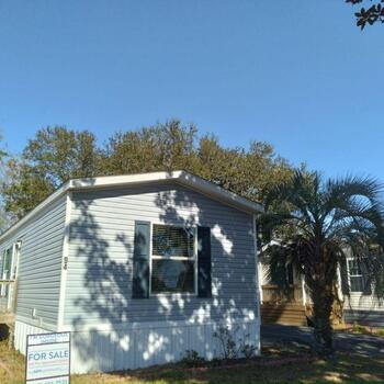 Thumbnail of mobile home