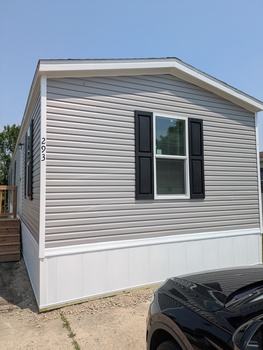 Thumbnail of mobile home