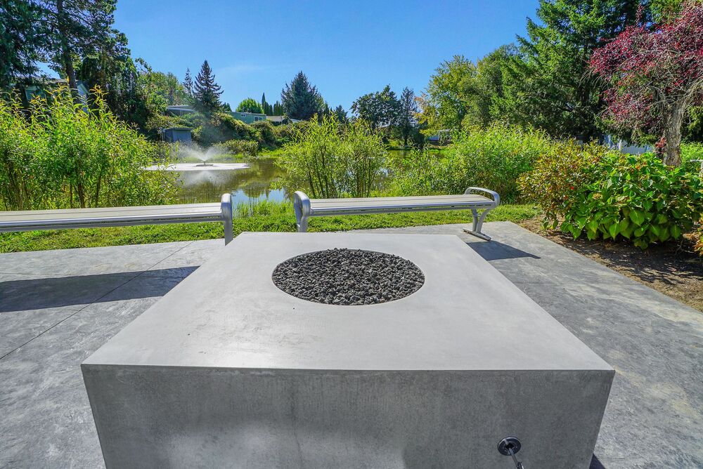 21 570 N 10th Ave Cornelius OR 97113 USA Exterior DSC09302