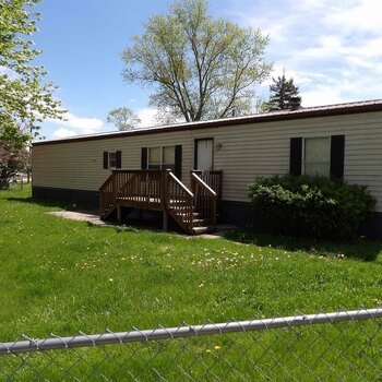 Thumbnail of mobile home