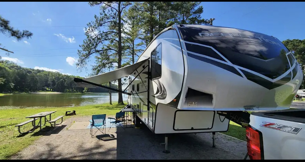 Photo of Rv