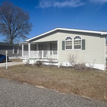 Thumbnail of mobile home