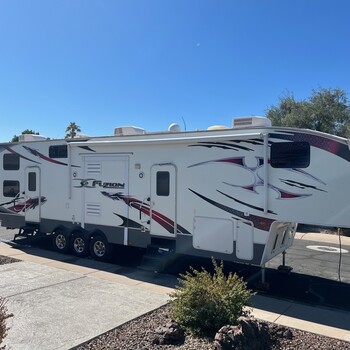 Thumbnail of RV