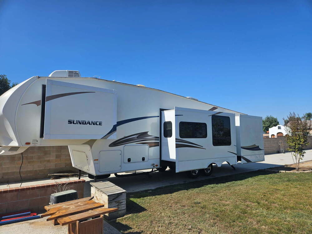 Photo of Rv