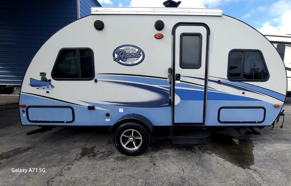 Photo of Rv