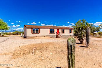 Thumbnail of mobile home