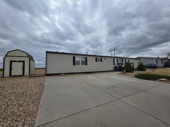 Thumbnail of mobile home