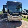 RV for Sale: 2015 DISCOVERY 40E