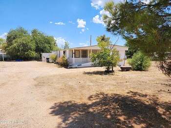 Thumbnail of mobile home