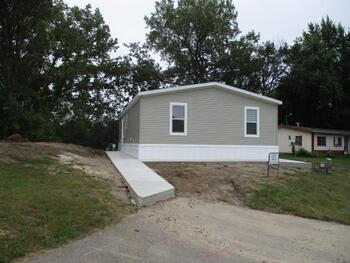 Thumbnail of mobile home