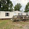 Mobile Home for Sale: 3 Bed 2 Bath 2004 Mobile Home