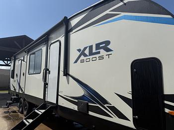 Thumbnail of RV
