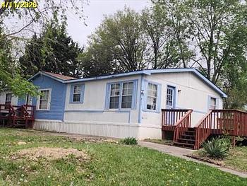 Thumbnail of mobile home