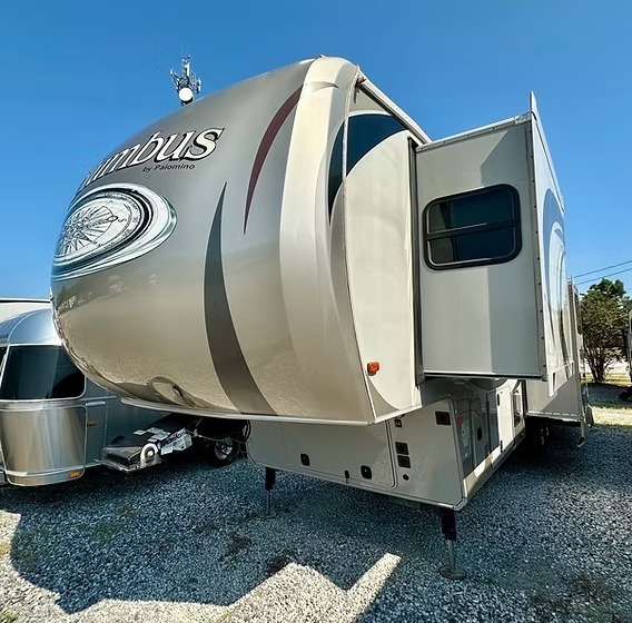 Photo of Rv