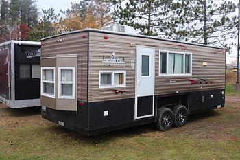 Thumbnail of RV
