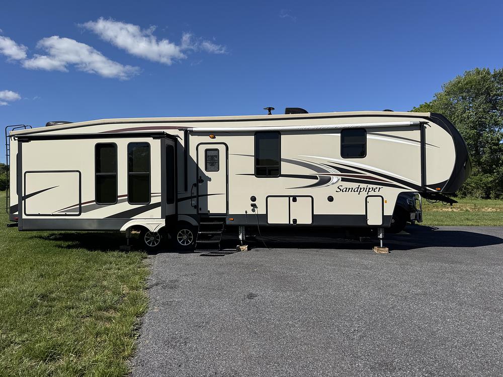 Photo of Rv