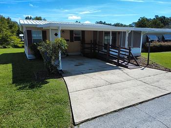 Thumbnail of mobile home