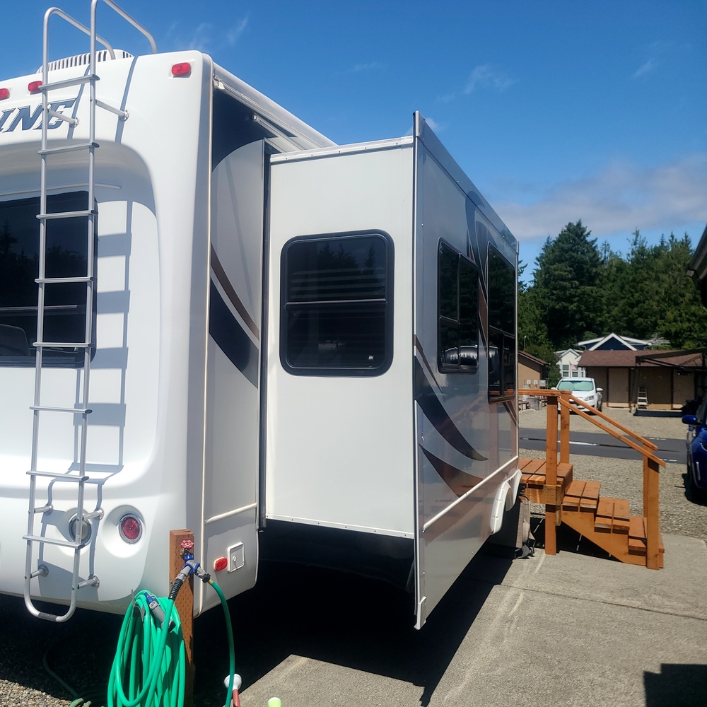 Photo of Rv