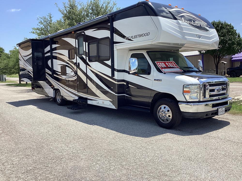 Photo of Rv