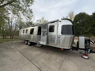 Thumbnail of RV