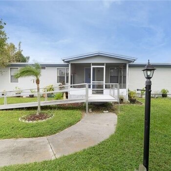 Thumbnail of mobile home