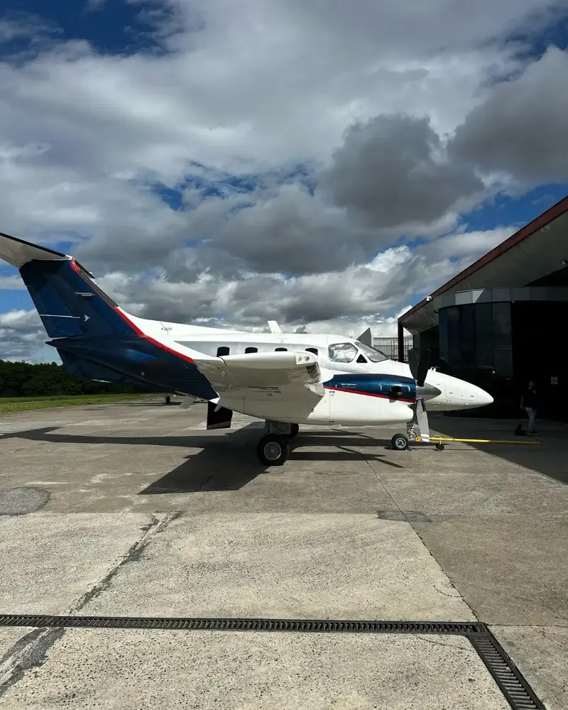 7621/embraer-emb-121a1-xingu-1982-flightmarket-id-7621-41001.webp
