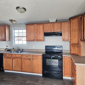 Photo of 3-bedroom, 2-bathroom mobile home | Mediapolis 24