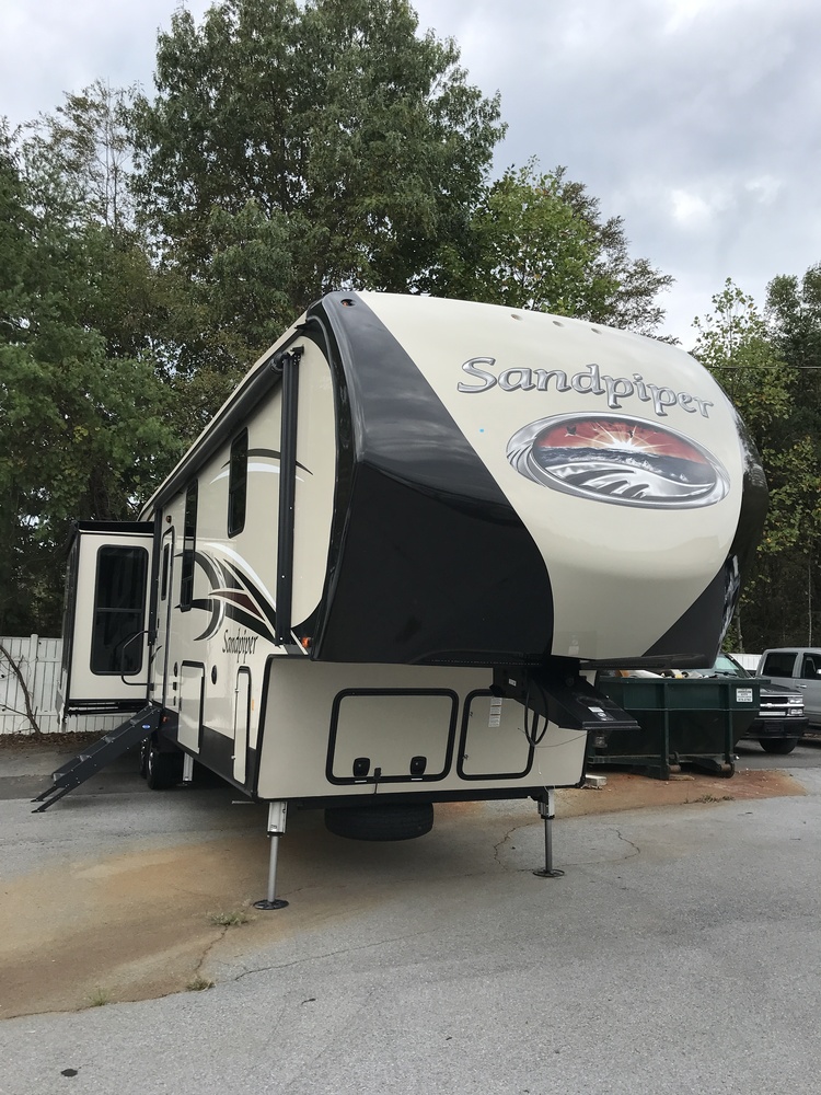 Photo of Rv