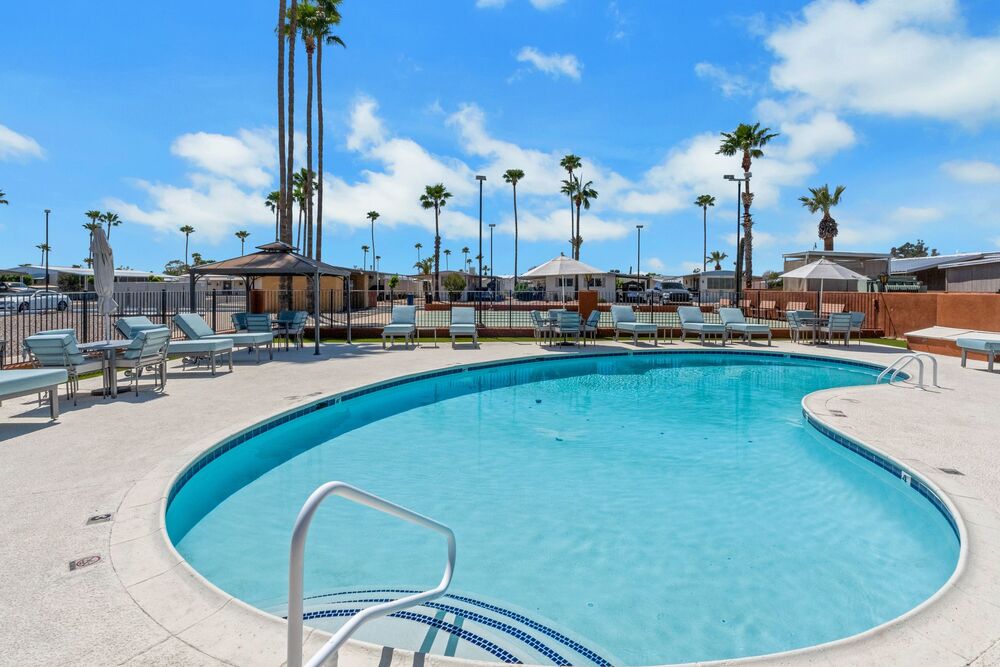 12 2305 W Ruthrauff Rd Tucson AZ 85705 USA Exterior DSC09935