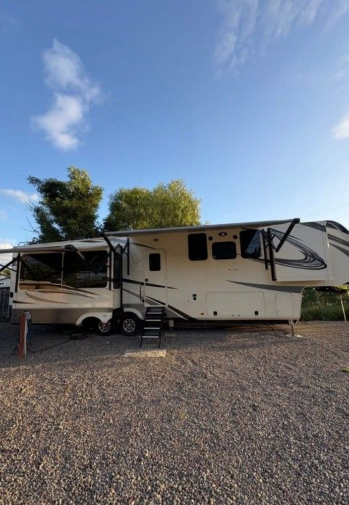 Photo of Rv