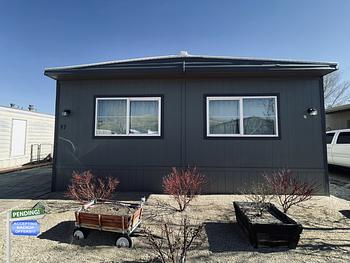 Thumbnail of mobile home