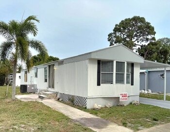 Thumbnail of mobile home