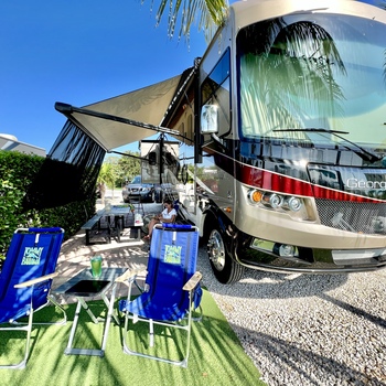 Thumbnail of RV