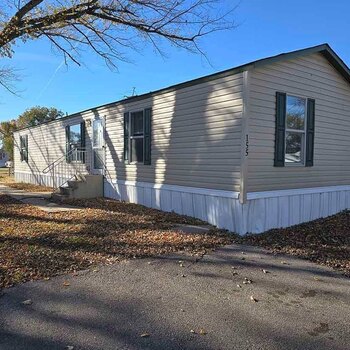 Thumbnail of mobile home