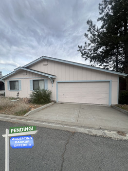 Photo of 78 Cabernet Pkwy | Gorgeous Home! PENDING!
