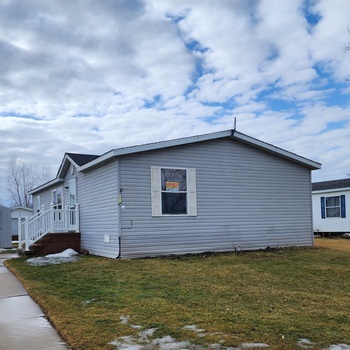 Thumbnail of mobile home