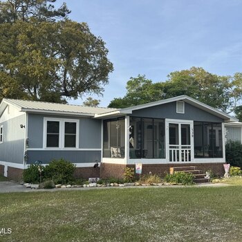 Thumbnail of mobile home