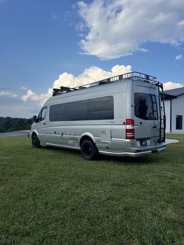 Thumbnail of RV
