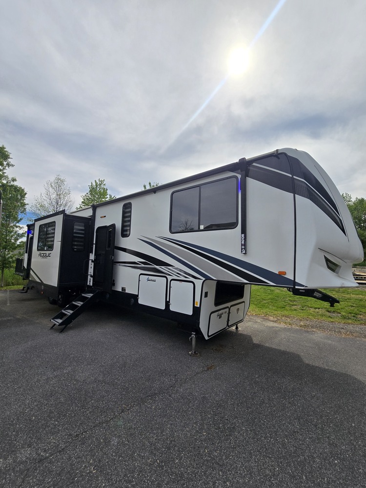Photo of Rv
