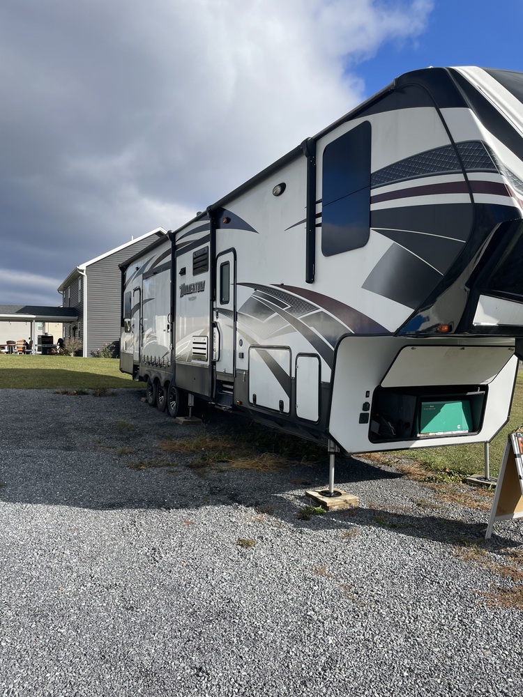 Photo of Rv