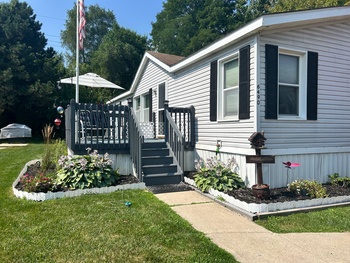 Thumbnail of mobile home