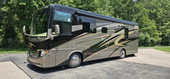 Thumbnail of RV